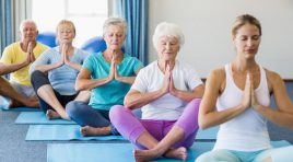 Fani yoga la peste 55 de ani